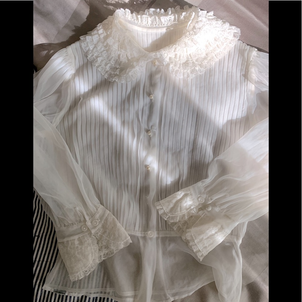 Sheer Ruffled Top - Picture 3 of 4